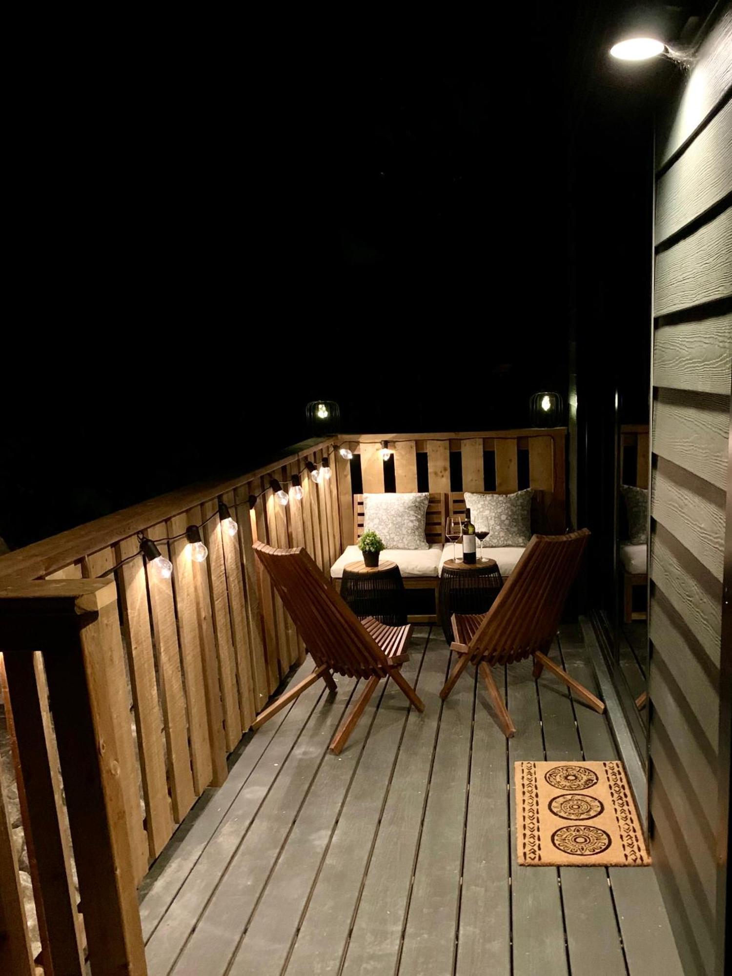 Cottage Nomad Ucluelet Exterior photo